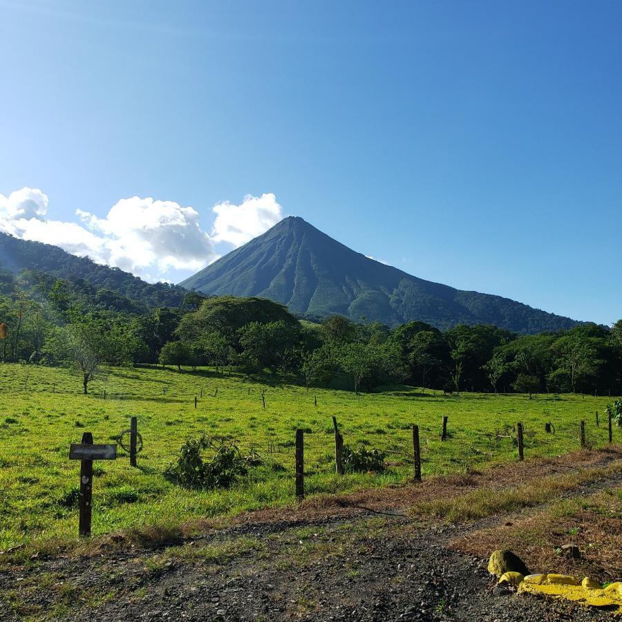 Villa Flora Glamping De Abuela La Fortuna Esterno foto