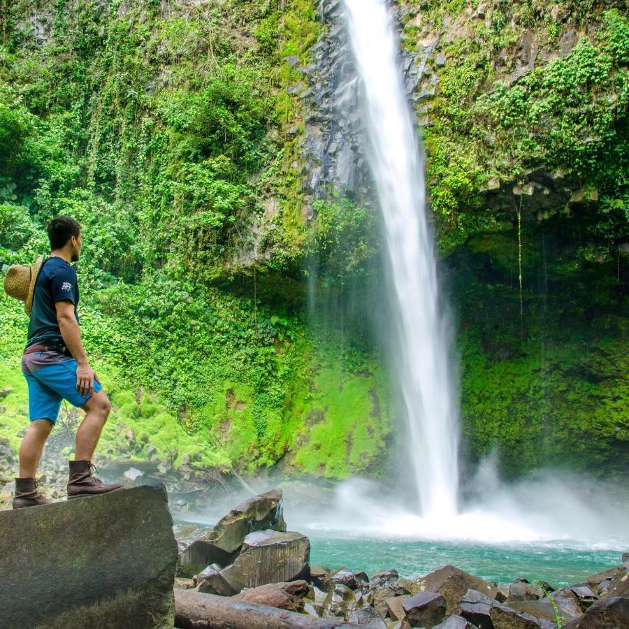 Villa Flora Glamping De Abuela La Fortuna Esterno foto