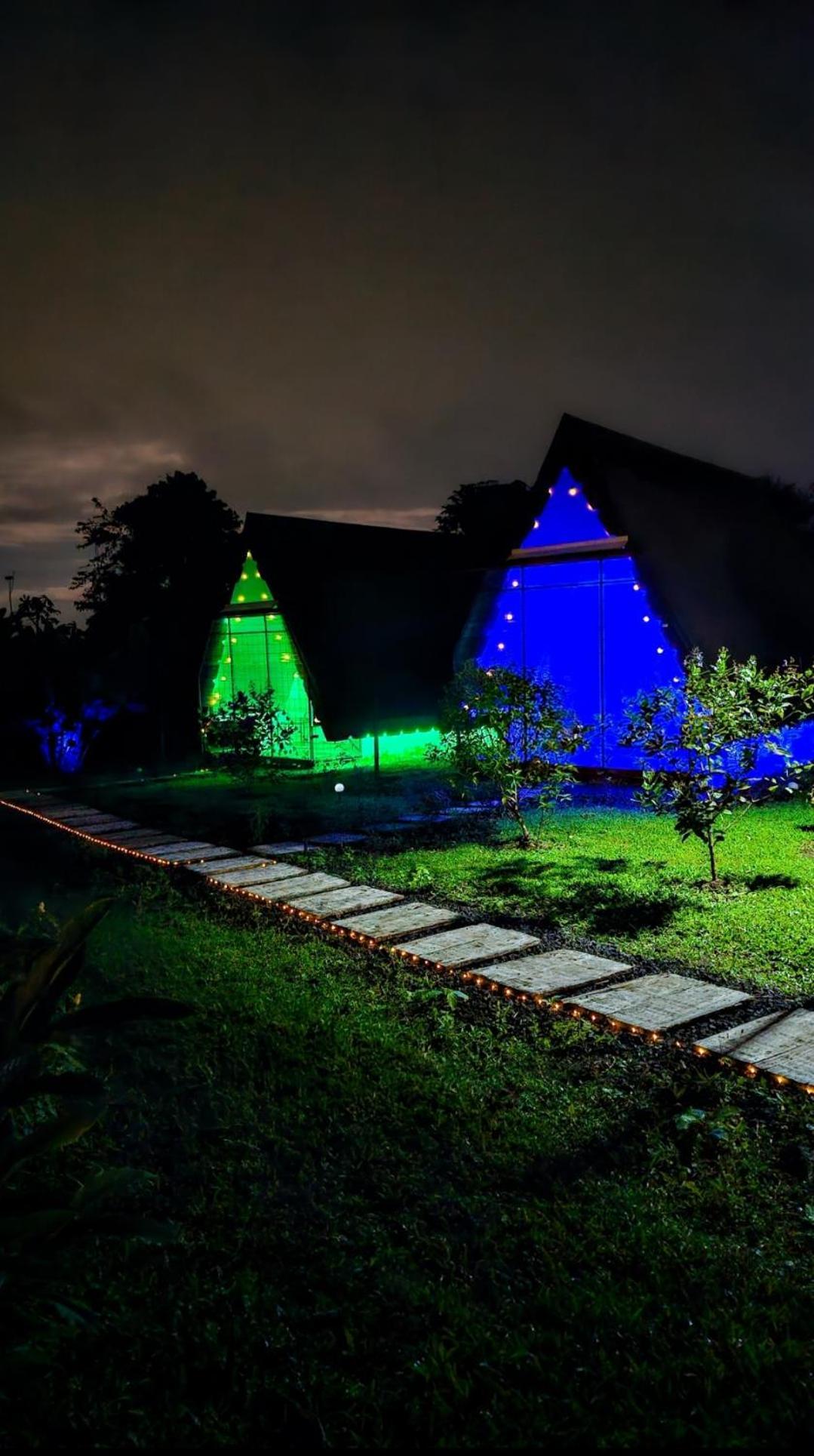 Villa Flora Glamping De Abuela La Fortuna Esterno foto