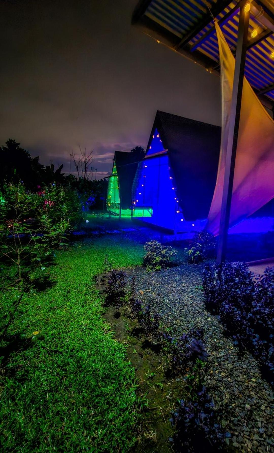 Villa Flora Glamping De Abuela La Fortuna Esterno foto